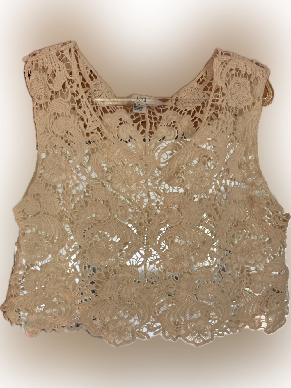 Forever 21 cute crocheted cropped top. Medium